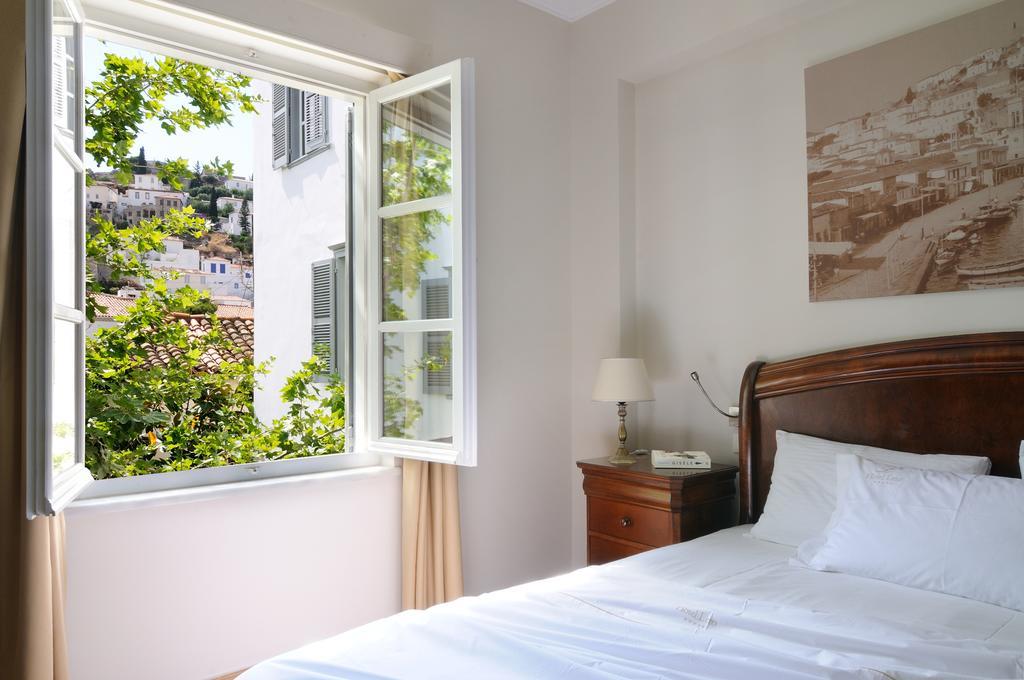 Hotel Leto Hydra Екстериор снимка