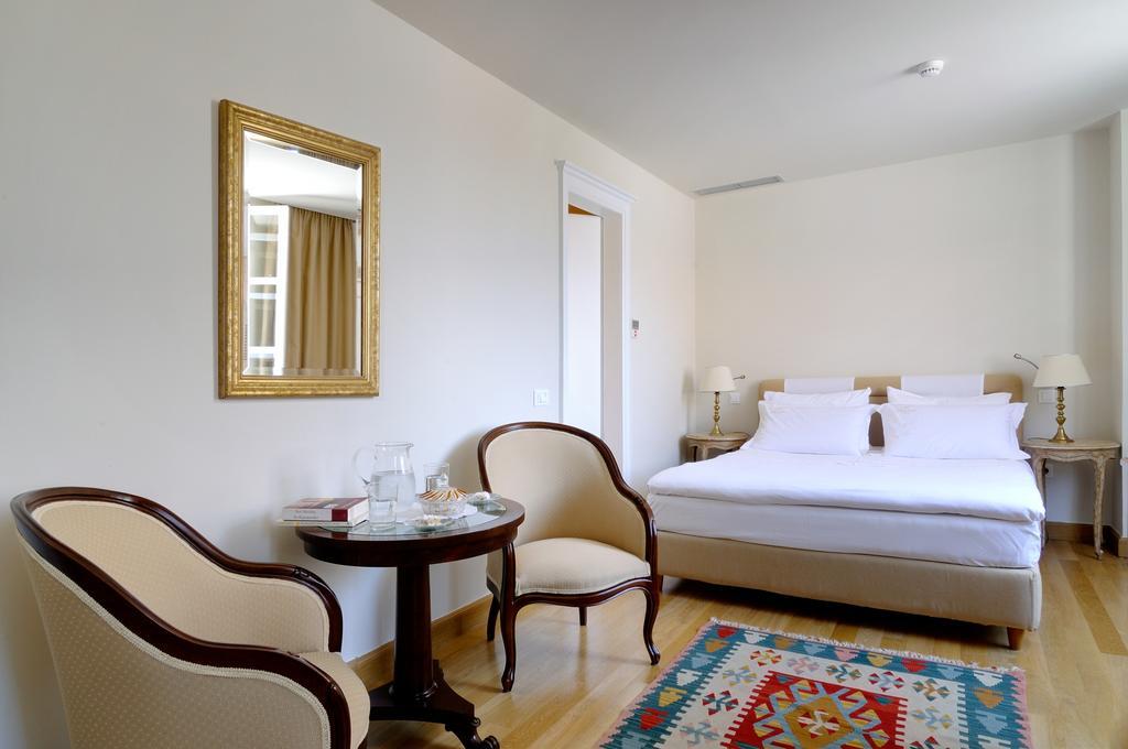 Hotel Leto Hydra Екстериор снимка