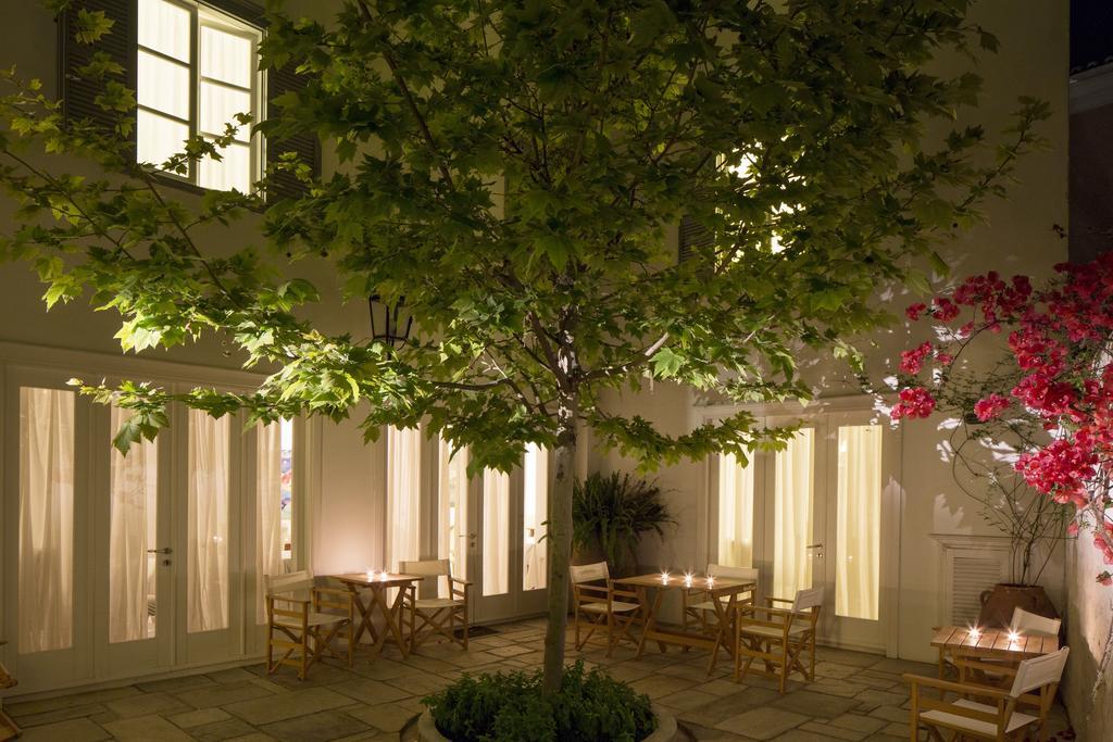 Hotel Leto Hydra Екстериор снимка